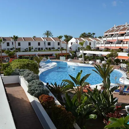 Parque Santiago 1 The First Line * Playa de las Américas