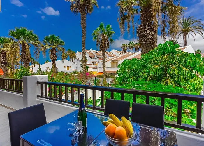 Parque Santiago 1 The First Line * פלאייה דה לאס אמריקס