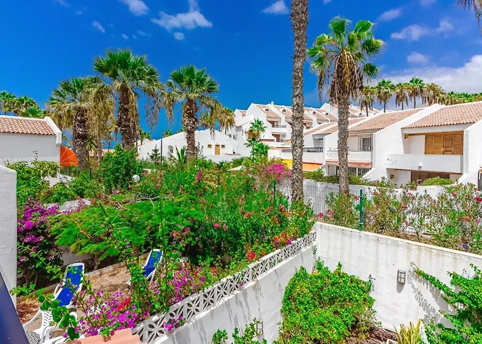 Parque Santiago 1 The First Line Playa de las Américas