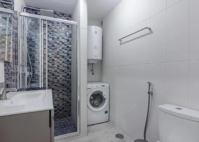 Parque Santiago 1 The First Line * Playa de las Américas